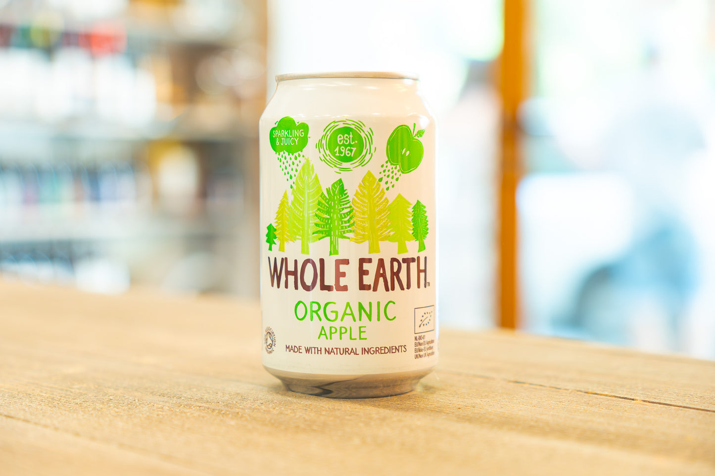 Refresco orgánico de manzana Whole Earth